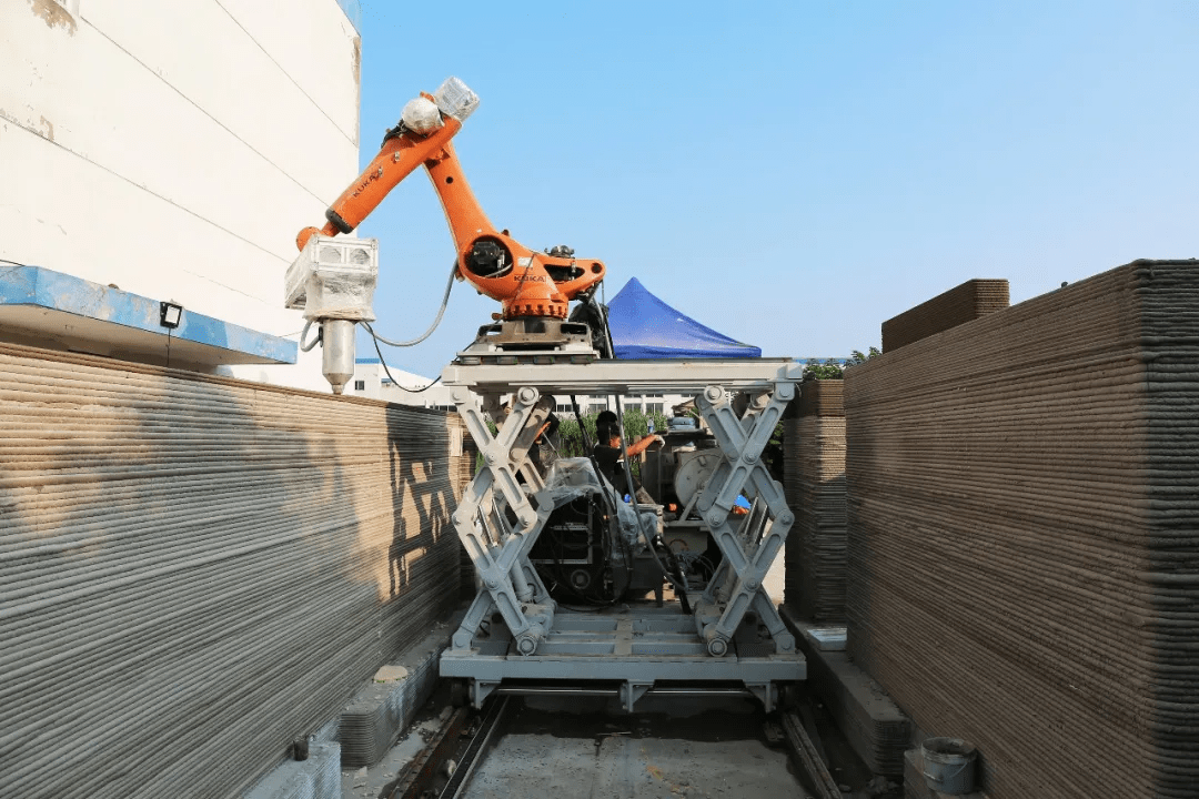 徐衛國教授團隊 3D打印機器人革新混凝土泵送，為低收入群體建造未來住宅